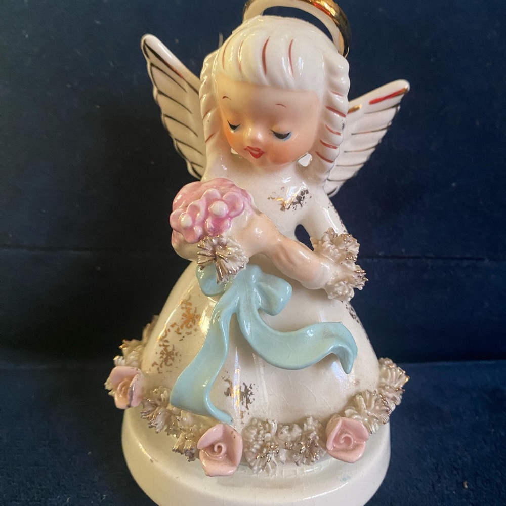 Vintage Napco Angel Holding Flower Bouquet Figurine.